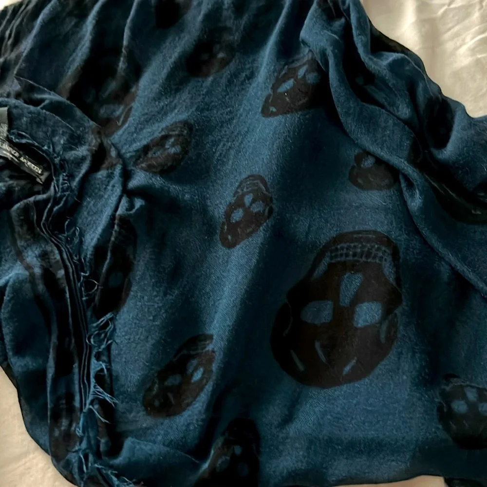 Alexander McQueen cashmere scarf
